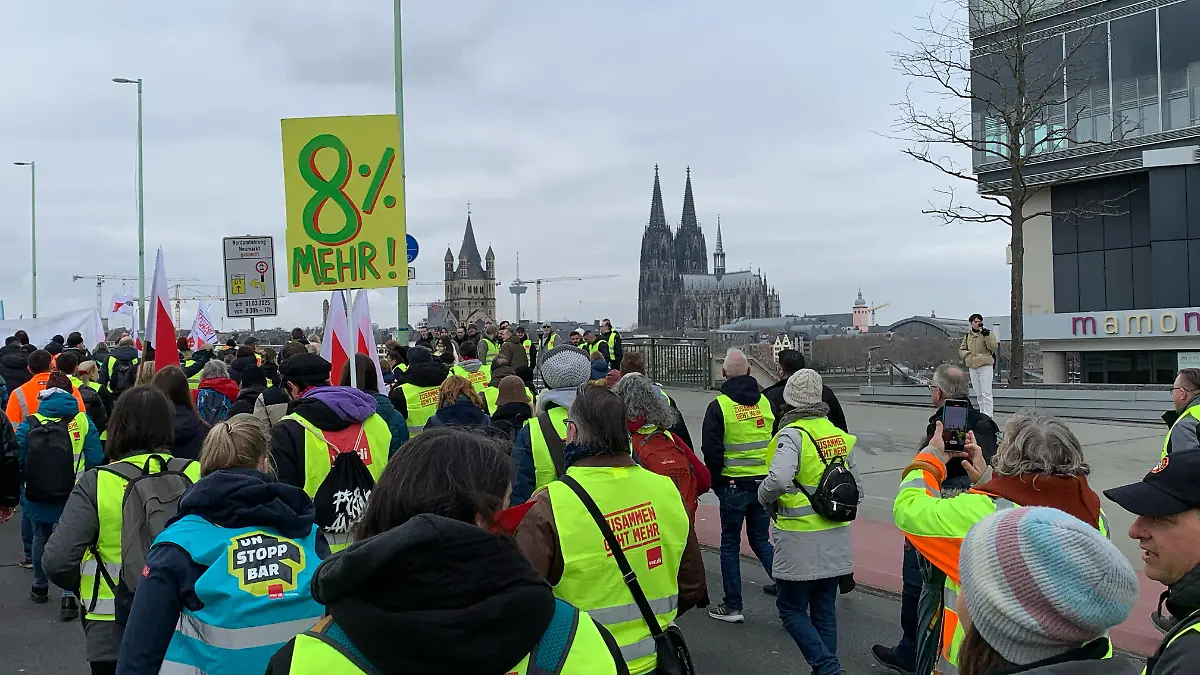 In Köln wurden etwa 5.000 Leute zum Streik erwartet