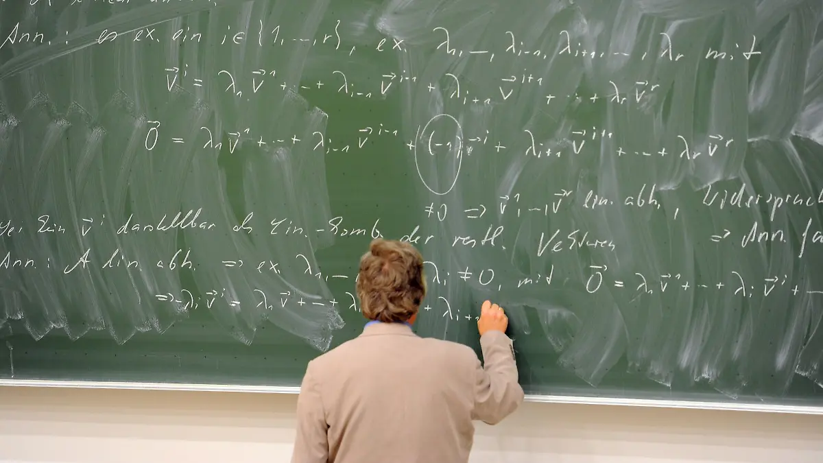 Mathematikstudierende sind in Sachsen-Anhalt überwiegend männlich. (Symbolbild)