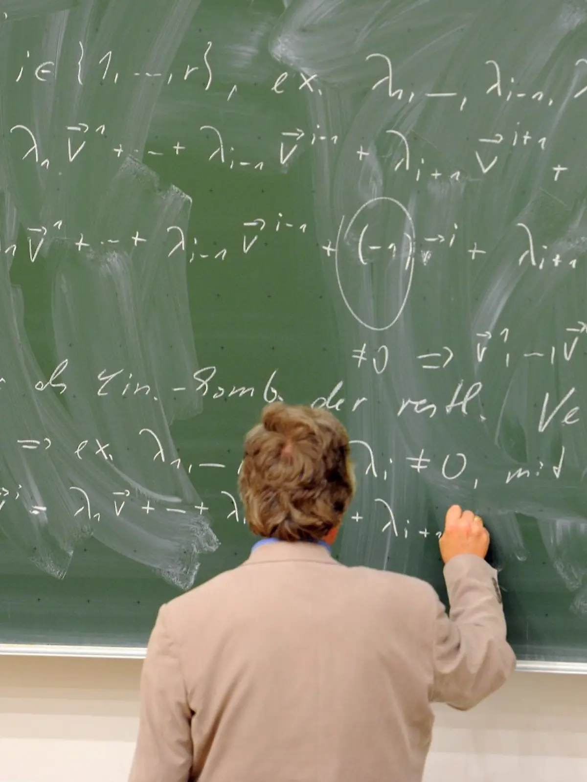 Bild zu: "Krankgeschriebener Lehrer soll in Kochshows aufgetreten sein"