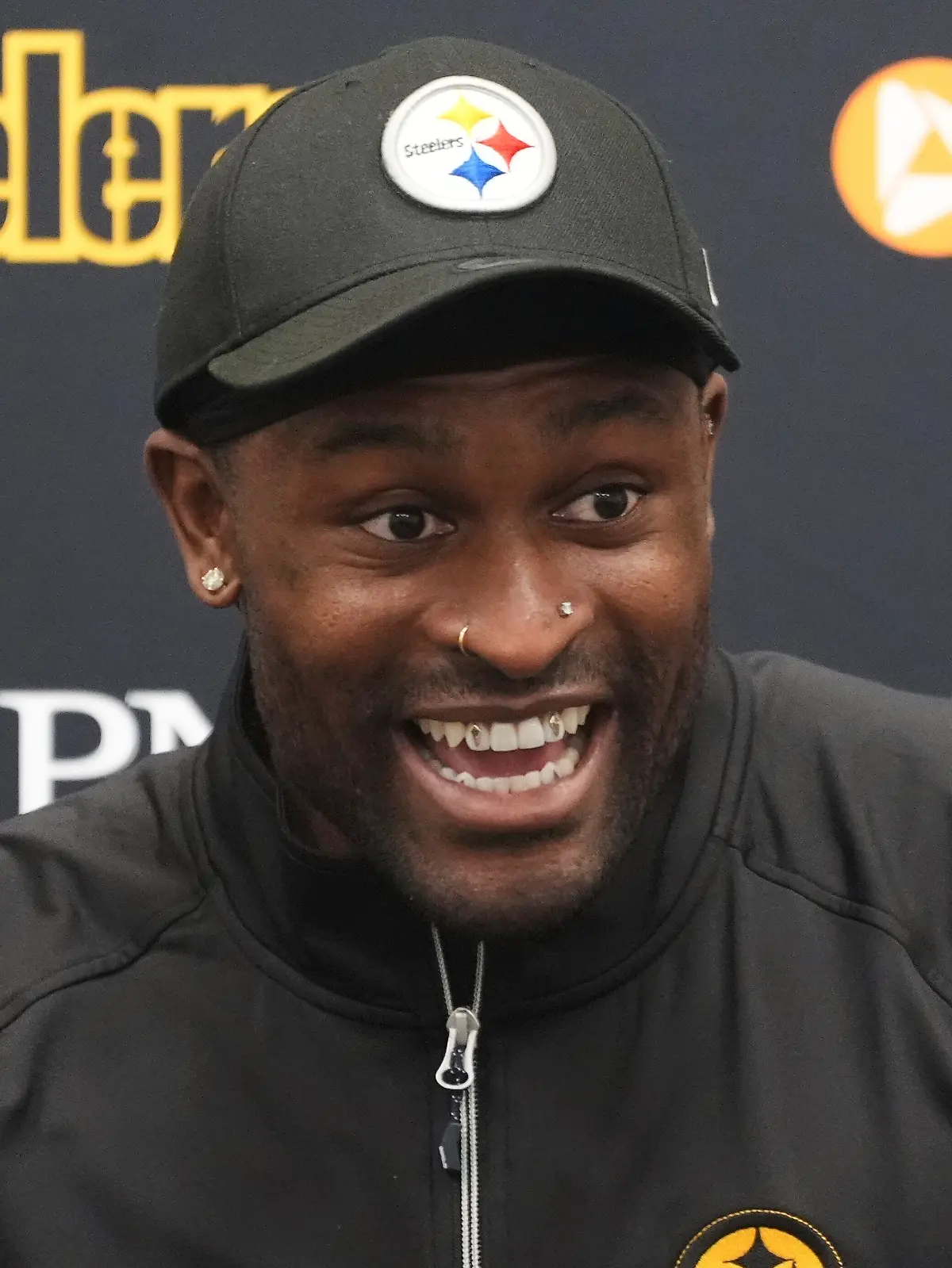 D. K. Metcalf spielt ab der kommenden NFL-Saison für die Pittsburgh Steelers.