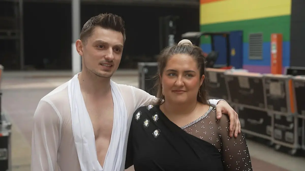 Wie „Let’s Dance”-Star selfiesandra die Fan-Herzen erobert Die Mischung macht's!
