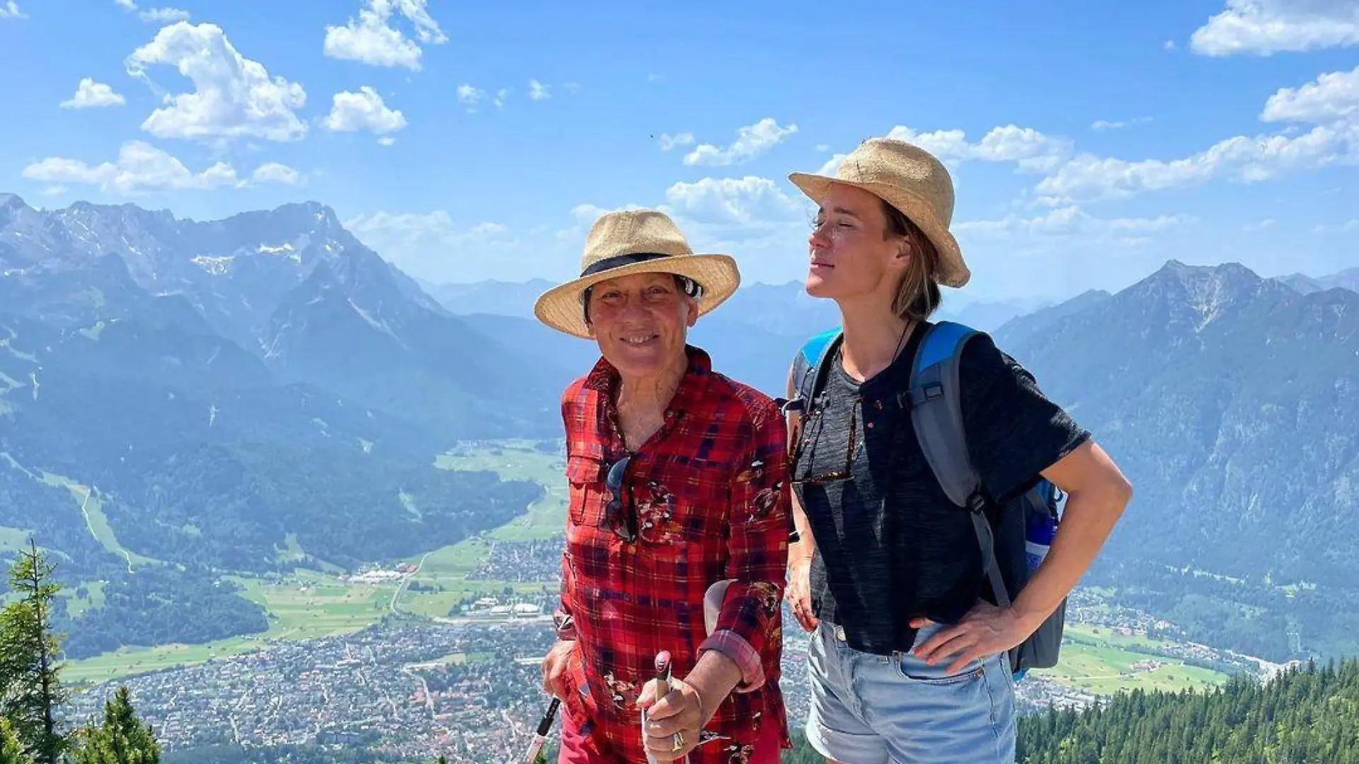 Ameli Neureuther erinnert mit diesem emotionalen Bild an ihre verstorbene Mutter Rosi Mittermaier.