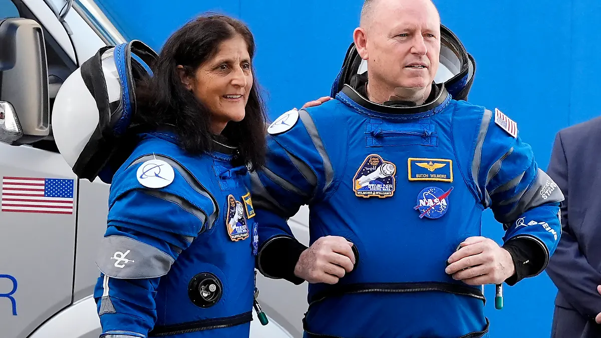 Die Nasa-Astronauten Suni Williams (l) und Barry ‘Butch’ Wilmore 
