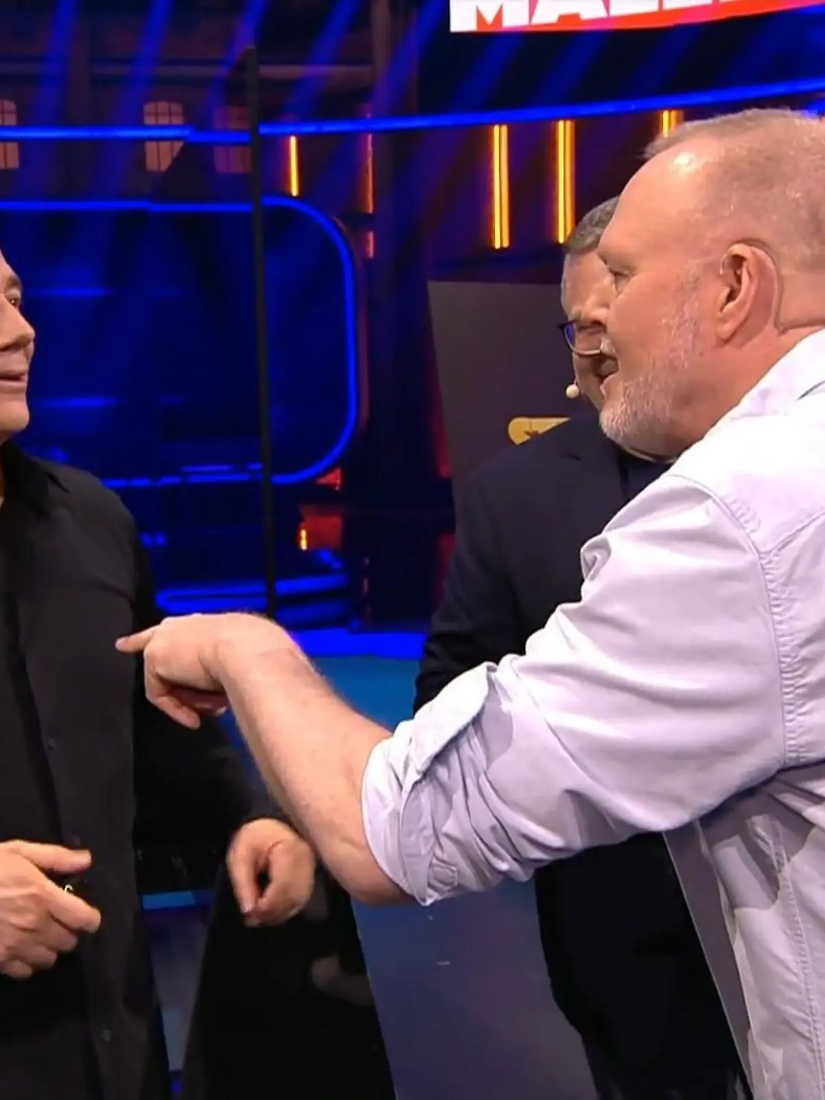 Bild zu: "Wer hat gebuzzert? Stefan Raab versteht die Welt nicht mehr"