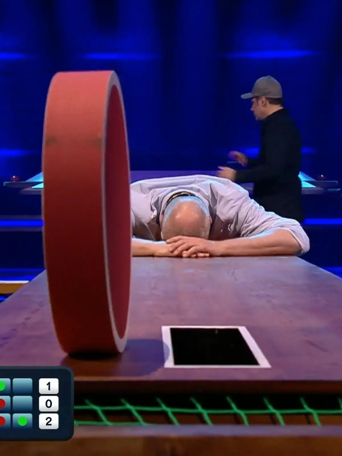 Bild zu: "Hier macht Stefan Raab Konstantin zum Gewinner!"