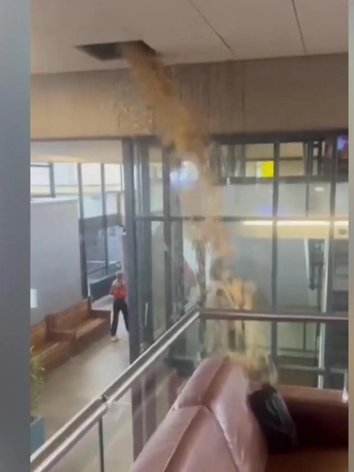 Bild zu: "Ekel-Alarm für Studenten - Fäkalien fluten Fakultät!"