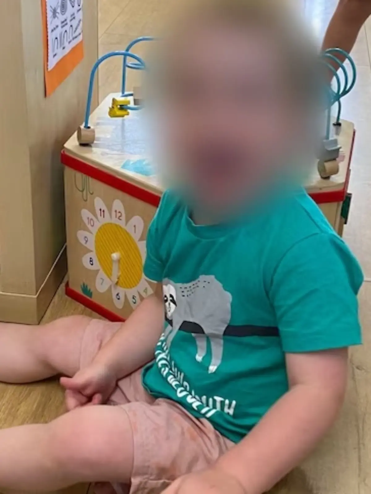 Bild zu: "„Das Haus des Schreckens“ – Kinder in Kita gezwickt, zwangsernährt und zu Boden geschleudert"