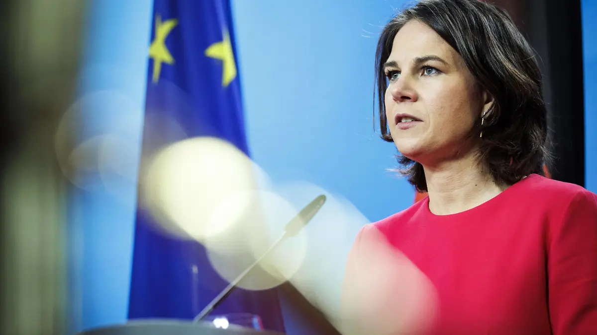 Annalena Baerbock, Bundesaussenministerin, aufgenommen bei einer Pressekonferenz im Auswaertigen Amt in Berlin, 04.04.2022. Berlin Deutschland *** Annalena Baerbock, German Foreign Minister, recorded at a press conference at the Foreign Office in Berlin, 04 04 2022 Berlin Germany Copyright: xJaninexSchmitz/photothek.dex