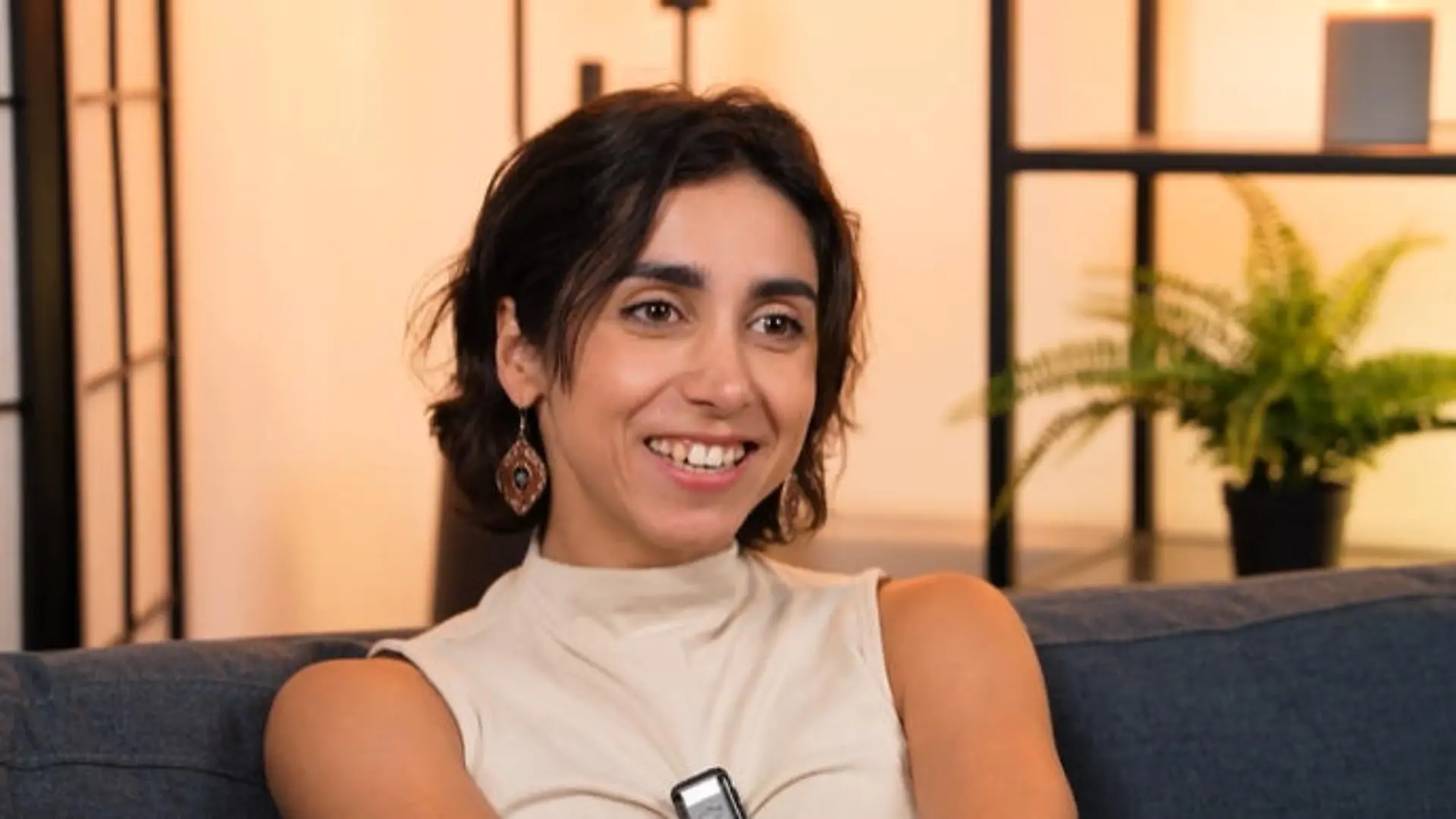 Suri Abbassi ist begeistert von Leylas Umorientierung! AWZ-Rolle wird Physiotherapeutin