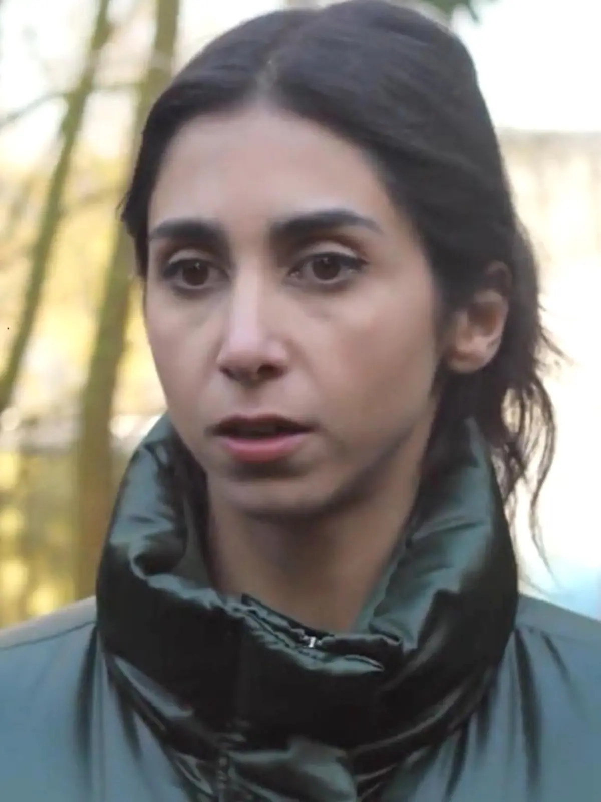 AWZ: Leyla begegnet Johannes in einer unerwarteten Situation