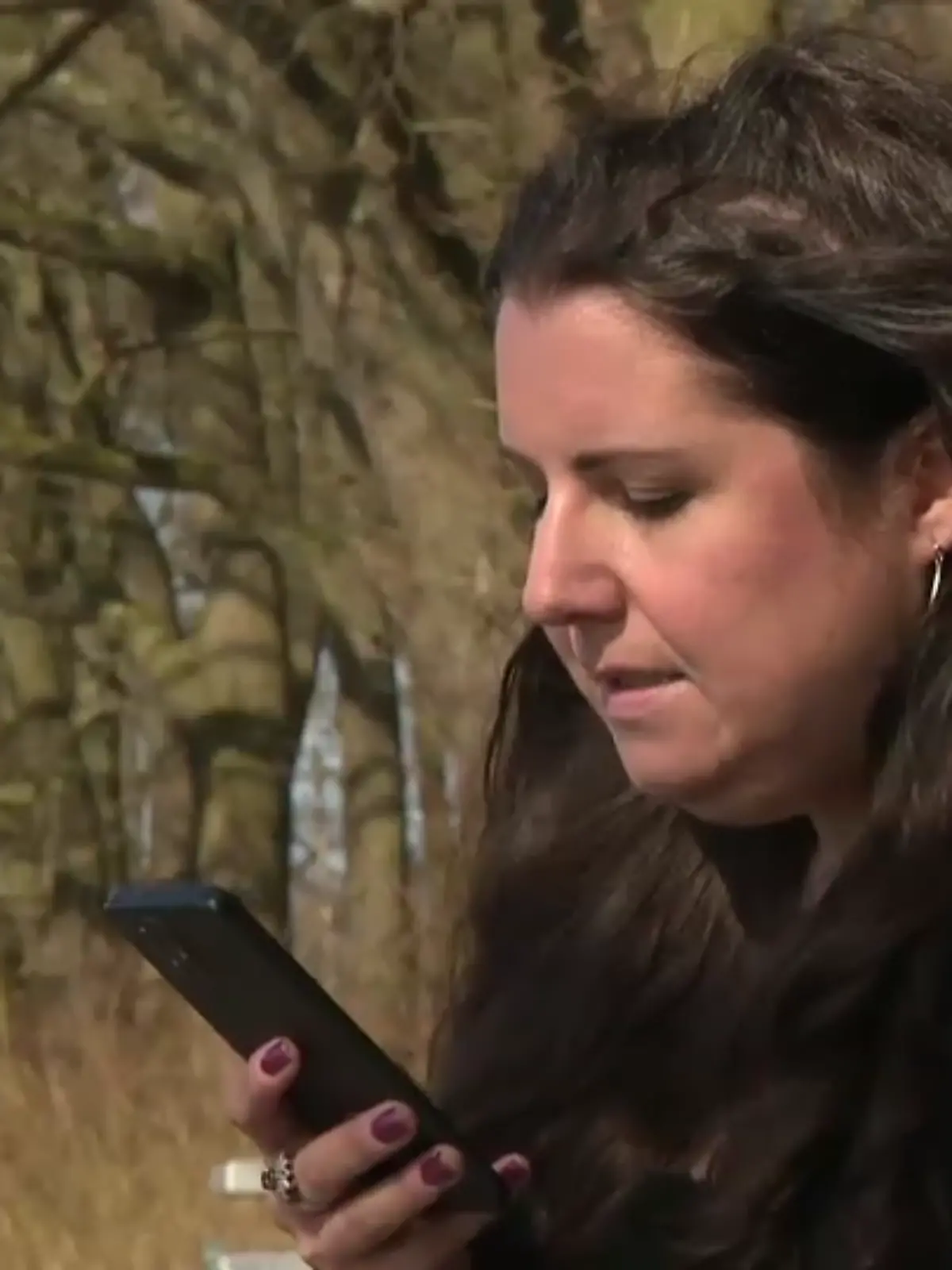 Seit Monaten vertraut sich Sarah ihrer KI an
