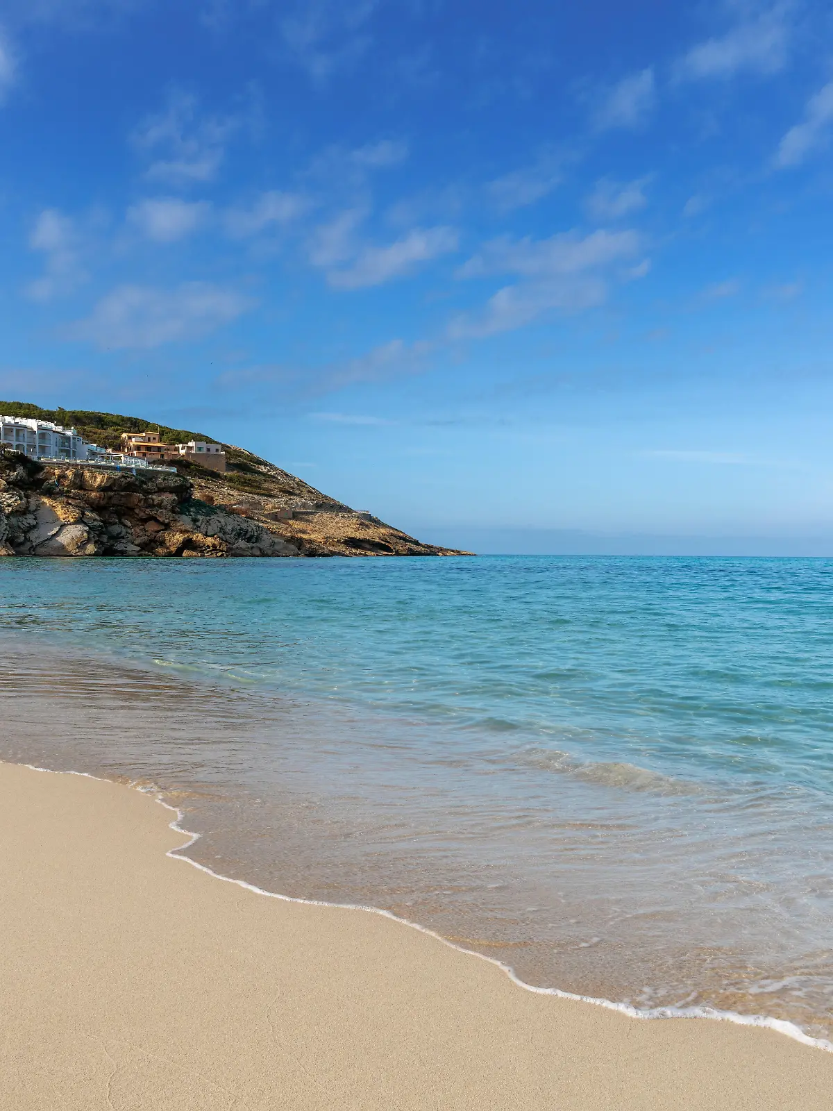 Bild zu: "Stark verweste Leiche an beliebtem Urlaubsstrand angeschwemmt"