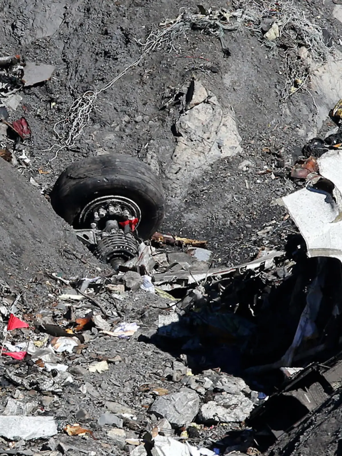 Bild zu: "Zehn Jahre nach dem Germanwings-Absturz"