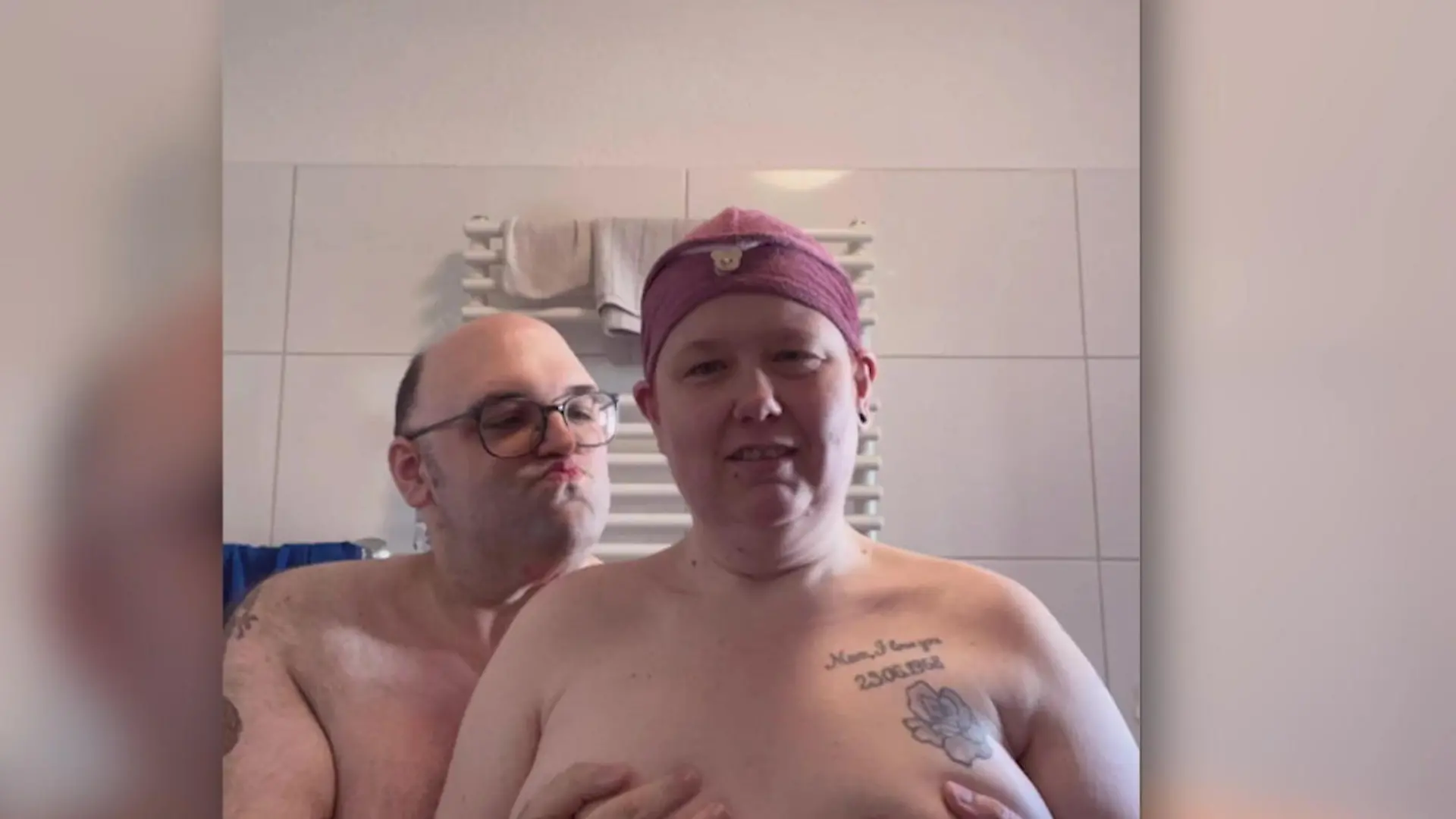 Ingonator und Annika posten freizügiges Selfie! Nackt-Trend imitiert
