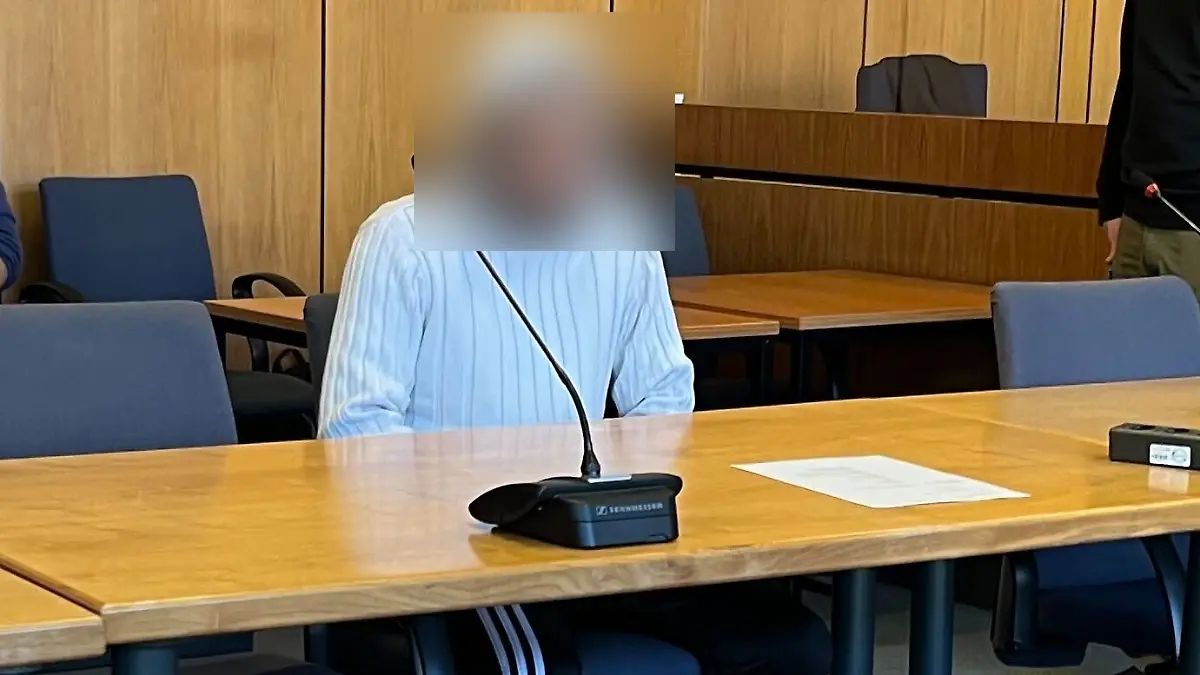Der Angeklagte Mustafa A. vor Gericht.