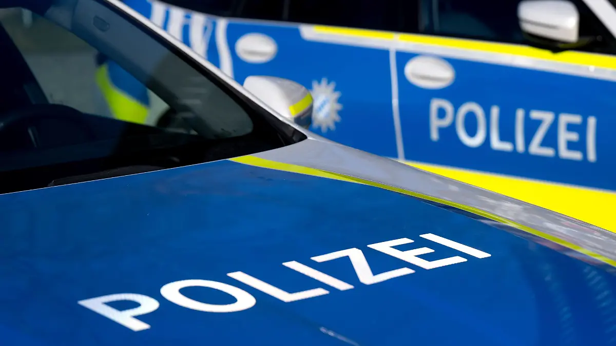 Ein Mann hat in Stuttgart von einem Betrüger Falschgeld bekommen. (Symbolbild)