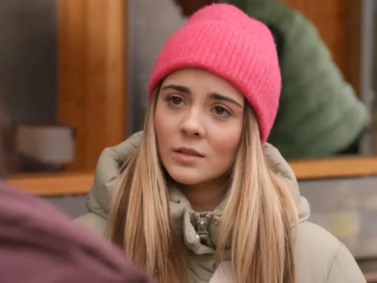 AWZ-Folge vom 28.03.25 auf RTL+: Valea ist von Charlie bitter enttäuscht