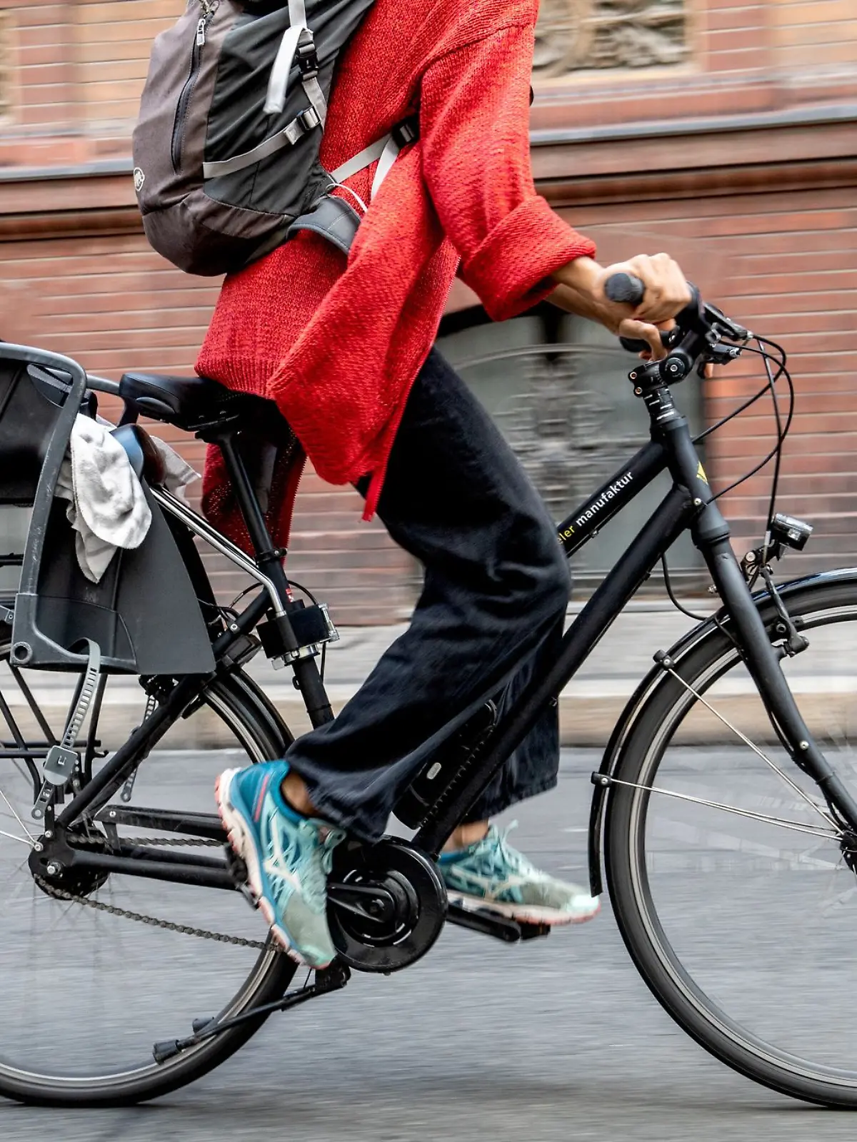Bild zu: "14 Fahrradkindersitze im Test – gut muss nicht teuer sein! "