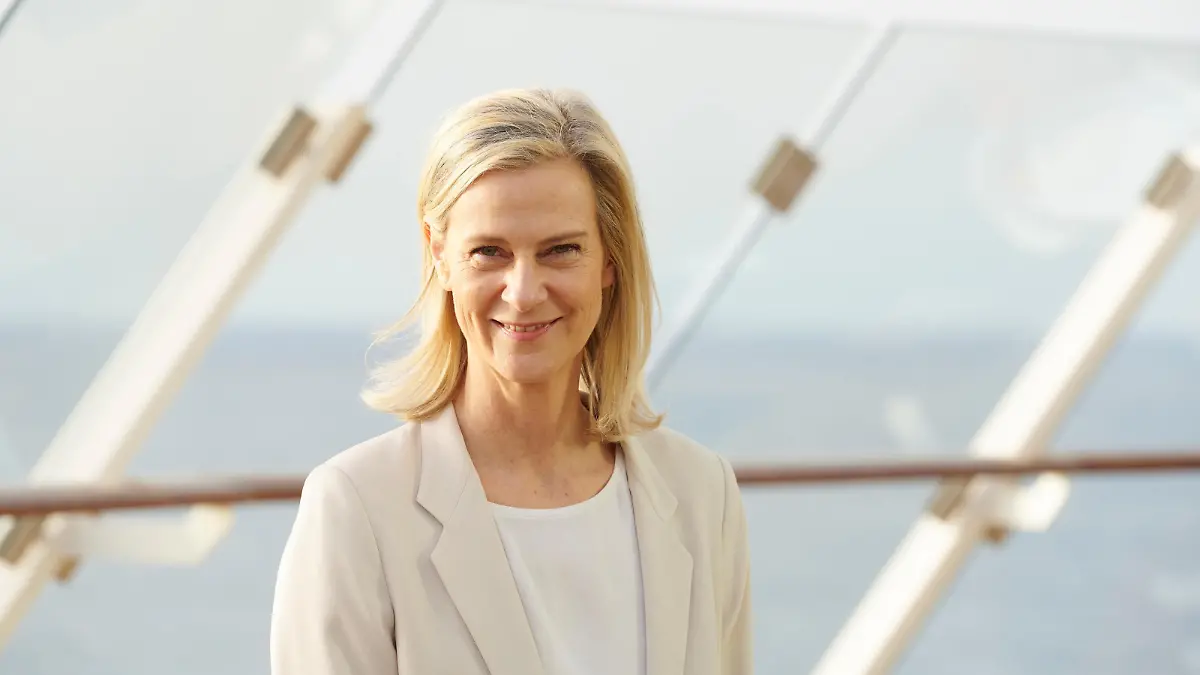 Wybcke Meier ist die Chefin von Tui Cruises. Sie dirigiert sieben Kreuzfahrtschiffe ("Mein Schiff"). Deutschlands mächtigste Tourismusmanagerin verspricht bei RTL: "Meine Kreuzfahrten werden 2022 nicht teurer."