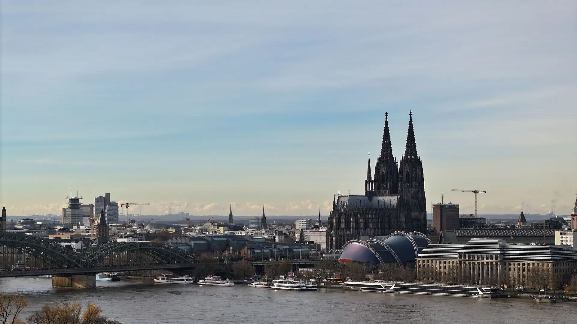 In der Kölner Innenstadt soll für Inklusion demonstriert werden. (Symbolbild)