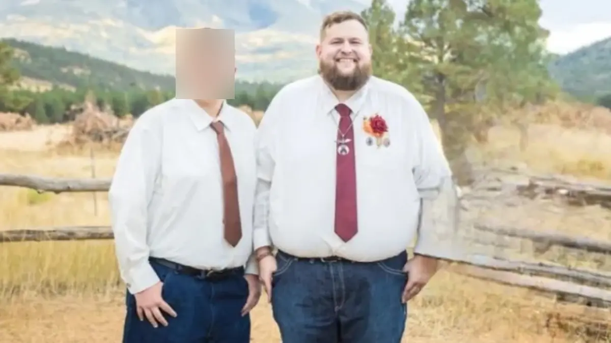 Sind sie Brüder oder Vater und Sohn? Logan möchte endlich die Wahrheit herausfinden.
