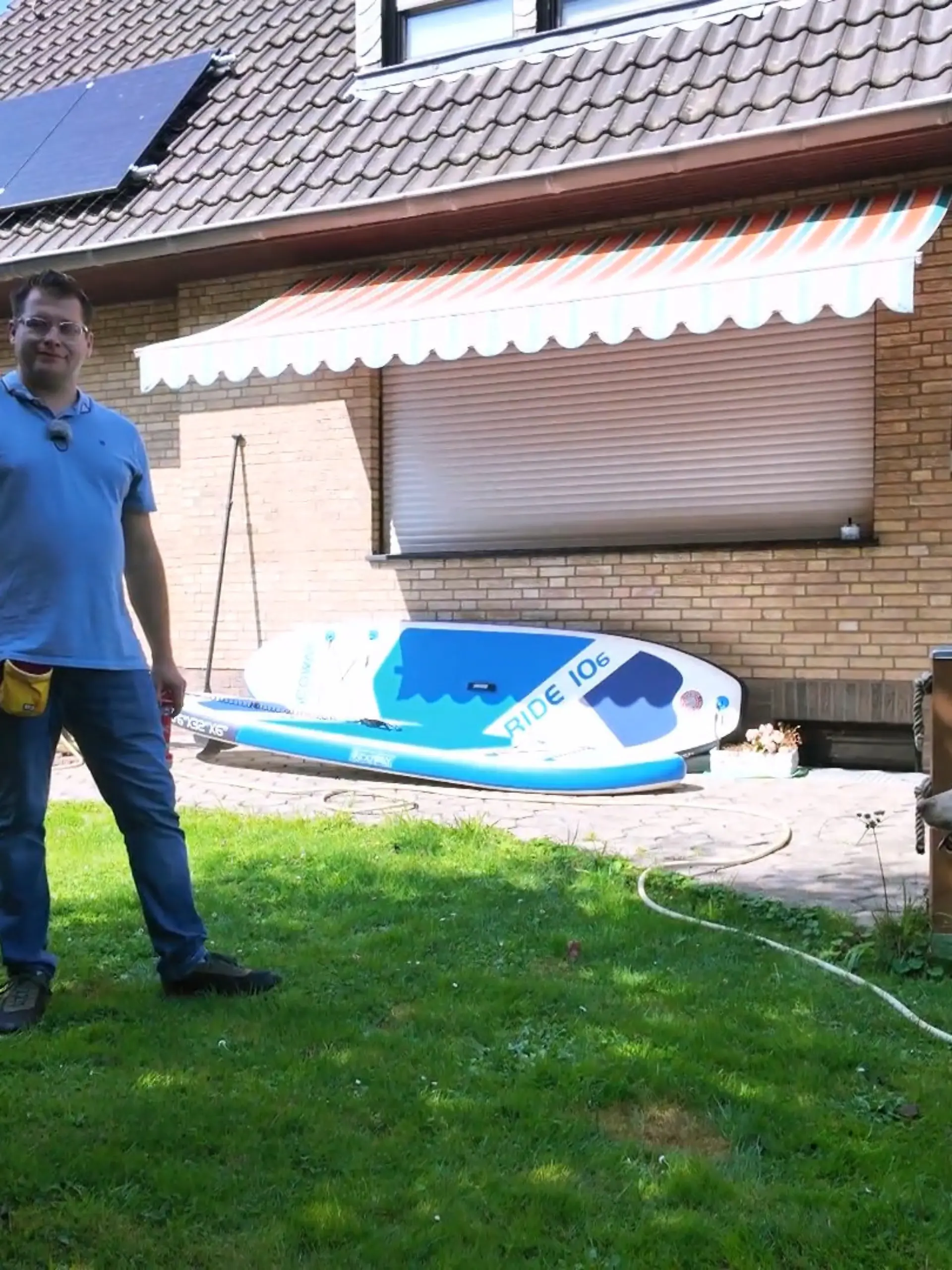 Bild zu: "Kann Luna dem Pool widerstehen?"