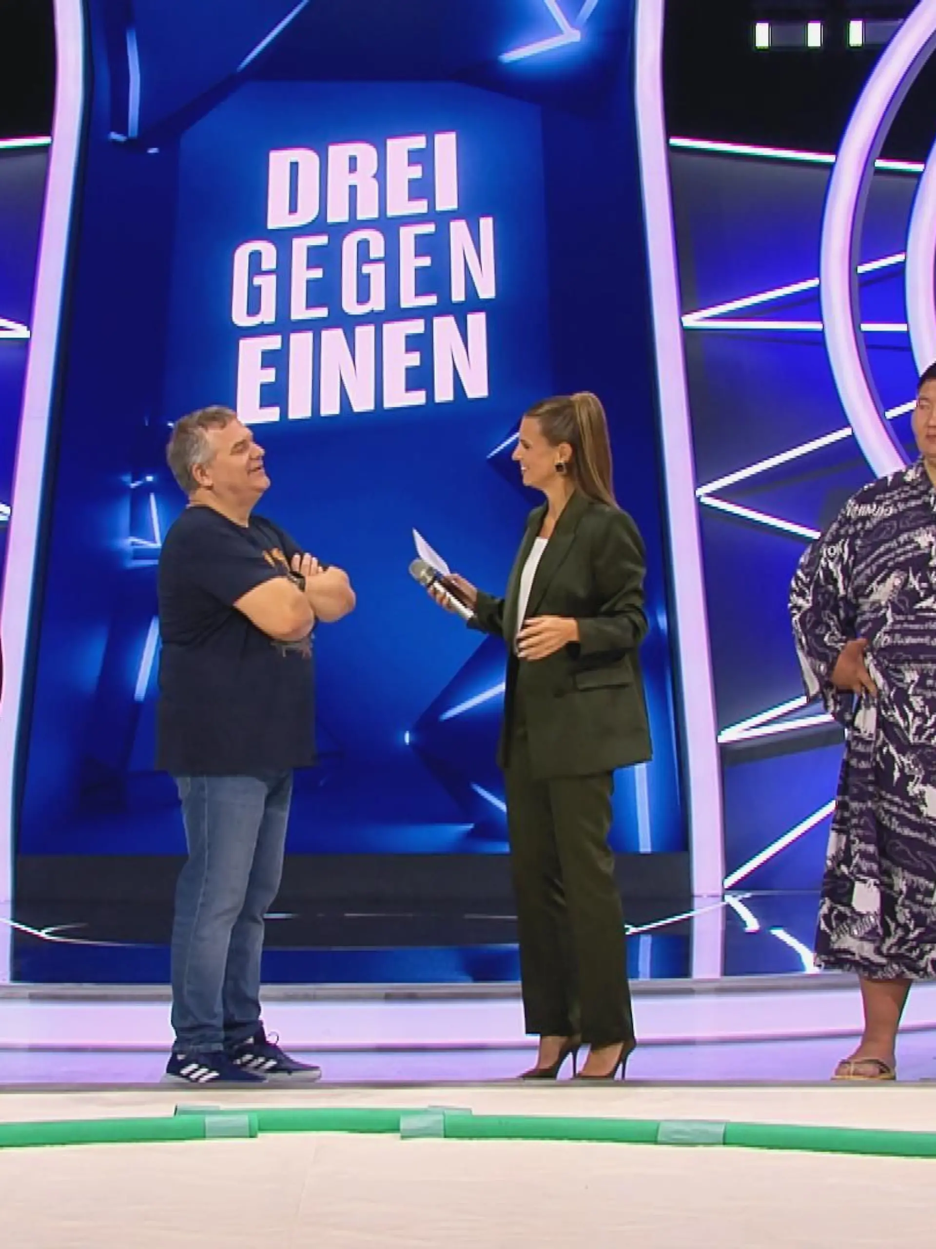 V.l.: Knossi, Tim Mälzer, Elton, Larua Wontorra, Ichinojo Takashi und Andrew