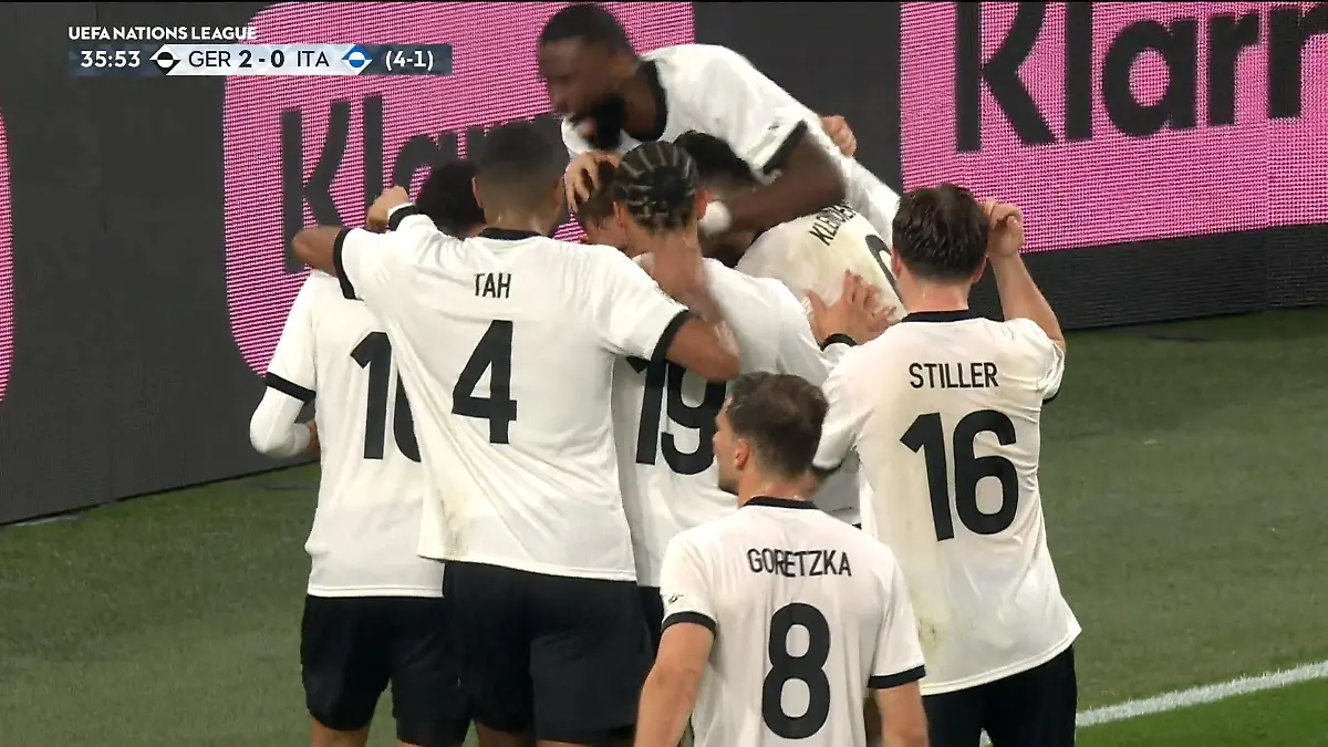 Balljunge schaltet blitzschnell - Musiala trifft zum 2:0! Deutschland gegen Italien - Highlights