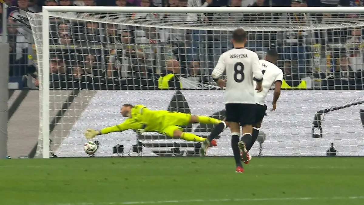 Leroy Sané lädt Moise Kean ein - nur noch 3:1! Deutschland gegen Italien - Highlights
