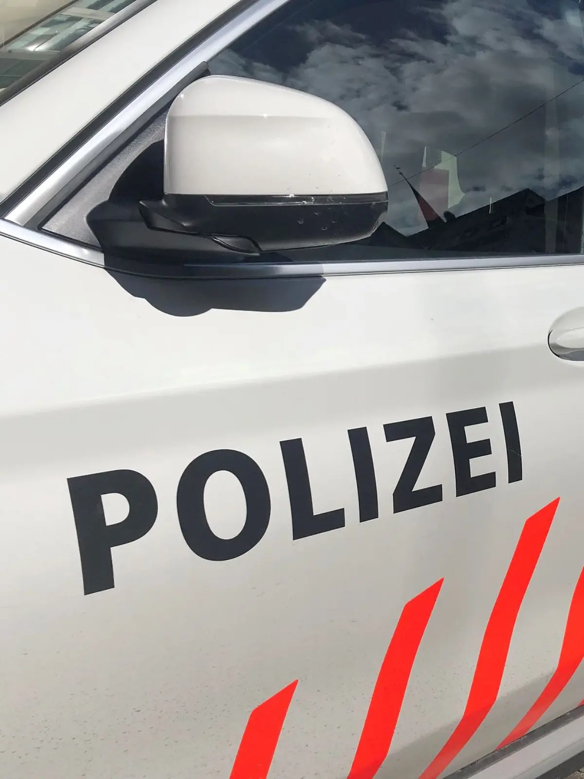 Bild zu: "Schülerin (15) tot im Wald gefunden – Mädchen (14) soll Täterin sein"