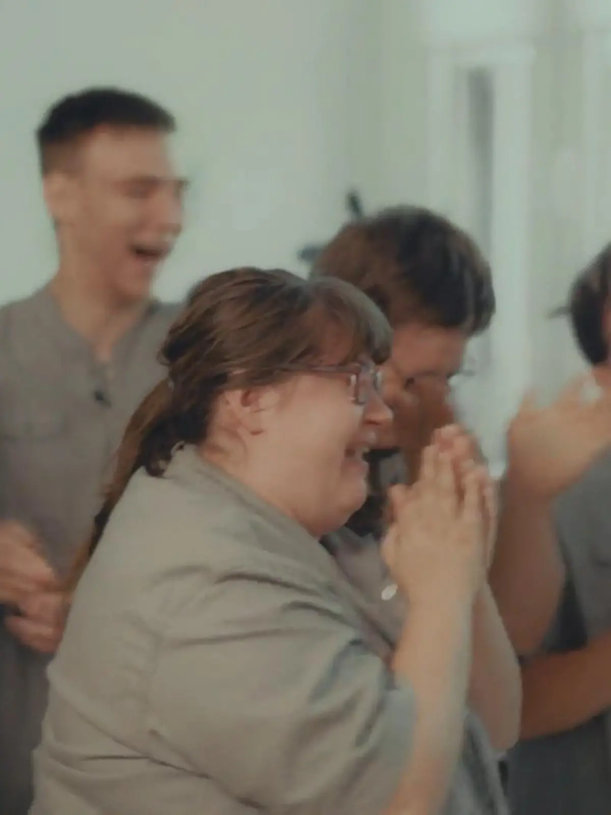 Bild zu: "Riesen-Jubel bei den Azubis"