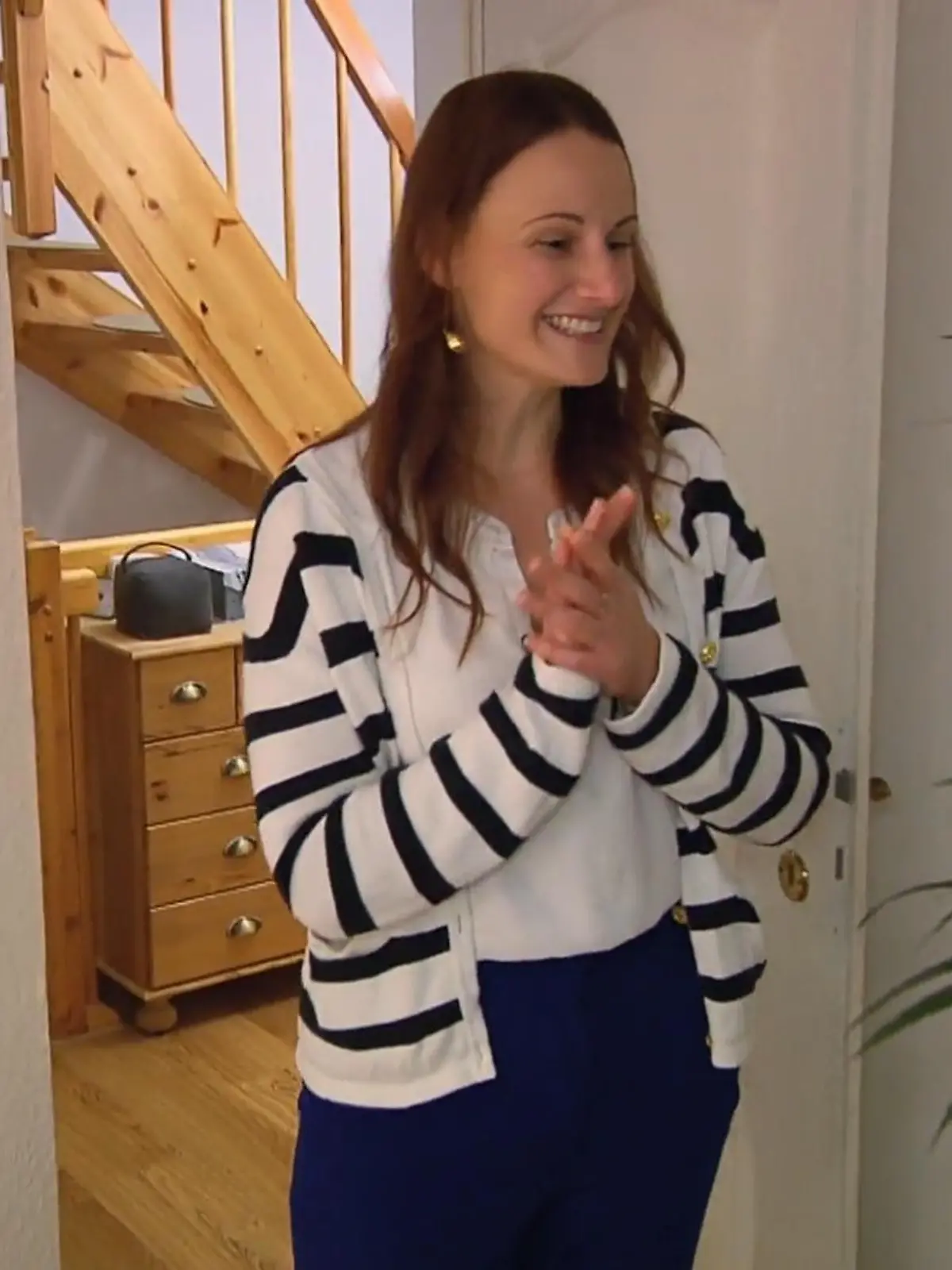 Bild zu: "Kathrin sieht ihr Büro im neuen Urlaubslook"