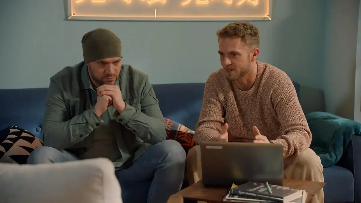 Paul spricht mit Erik über Kates neue Freundin