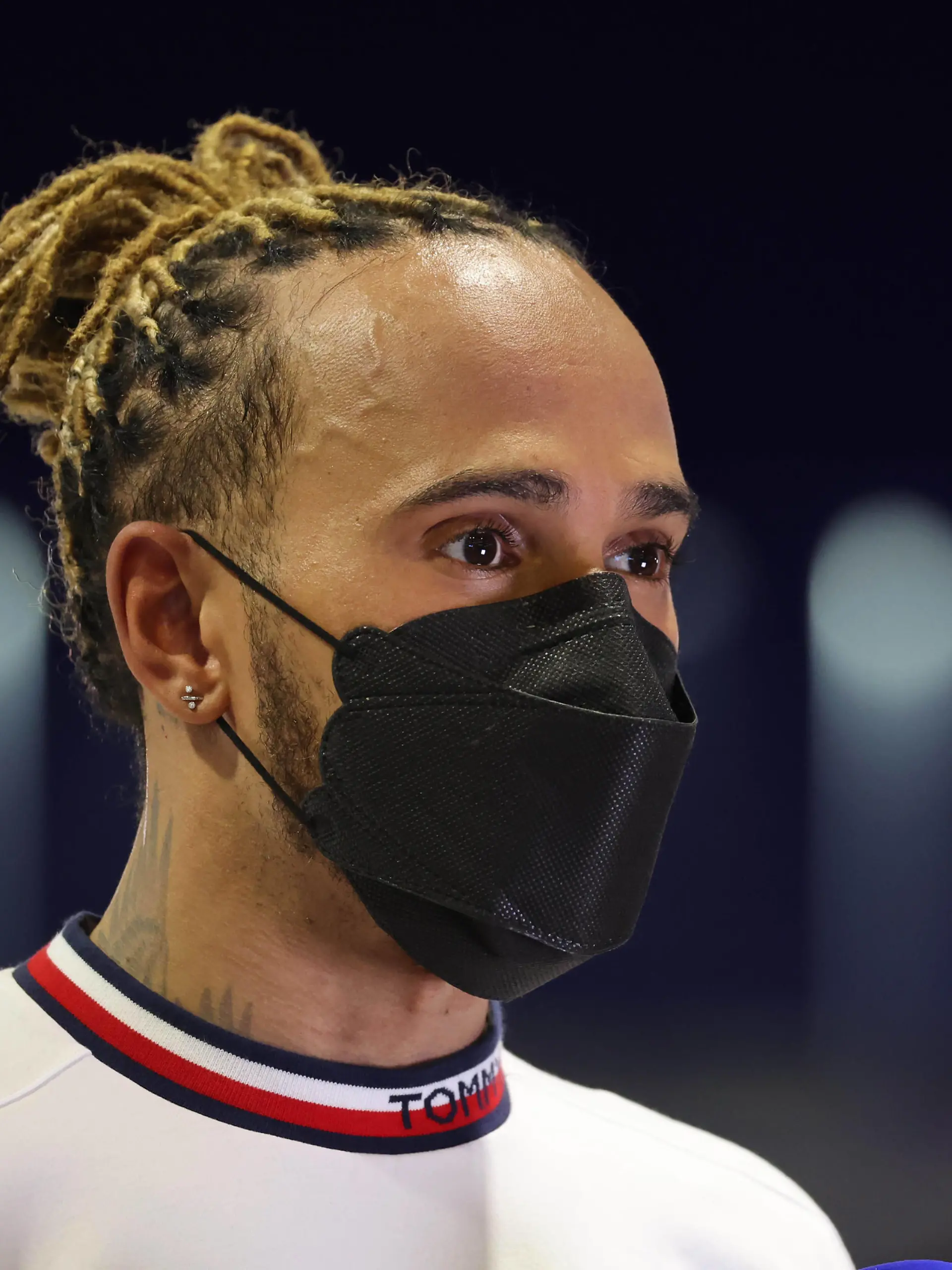  Formula 1 2022: Saudi Arabian GP JEDDAH STREET CIRCUIT, SAUDI ARABIA - MARCH 27: Sir Lewis Hamilton, Mercedes-AMG interview during the Saudi Arabian GP at Jeddah Street Circuit on Sunday March 27, 2022 in Jeddah, Saudi Arabia. Photo by Steve Etherington / LAT Images Images PUBLICATIONxINxGERxSUIxAUTxHUNxONLY GP2202_180255SNE51592