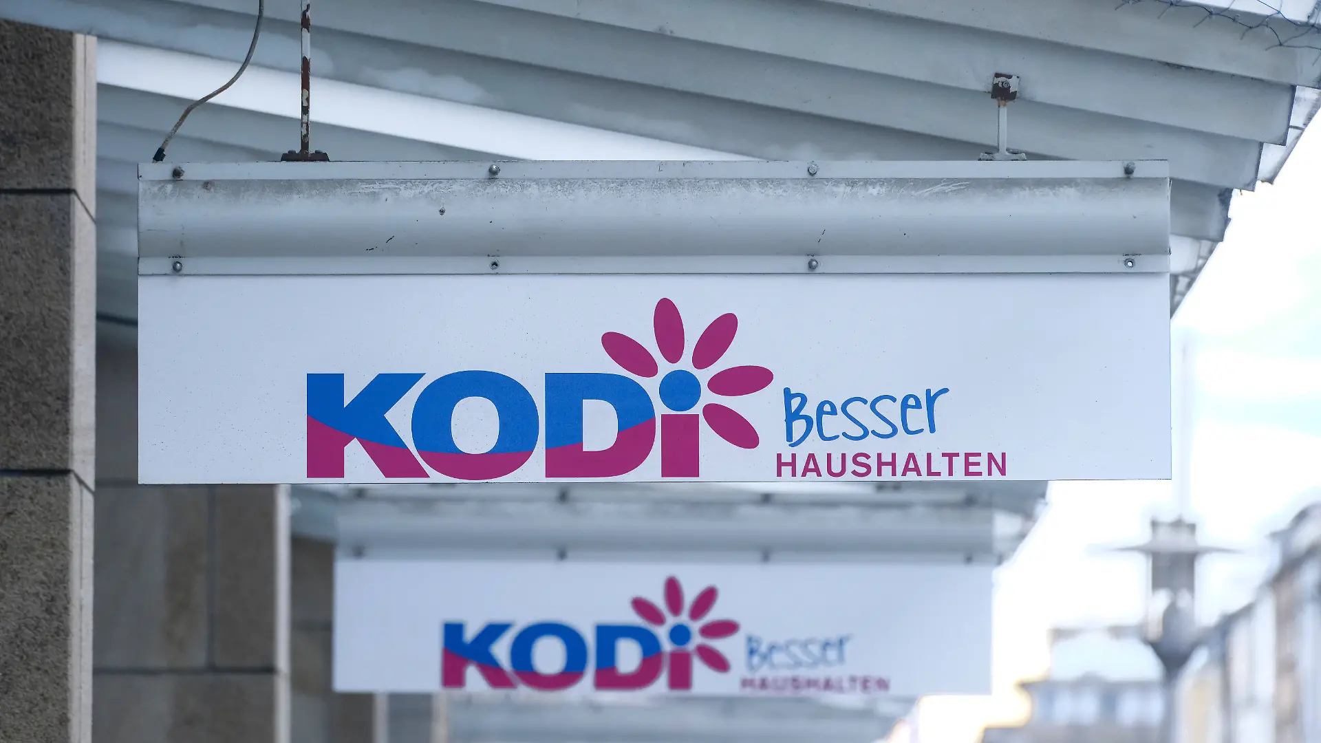 Ein Investor will wohl 150 Filialen der insolventen Discounter-Kette Kodi retten.