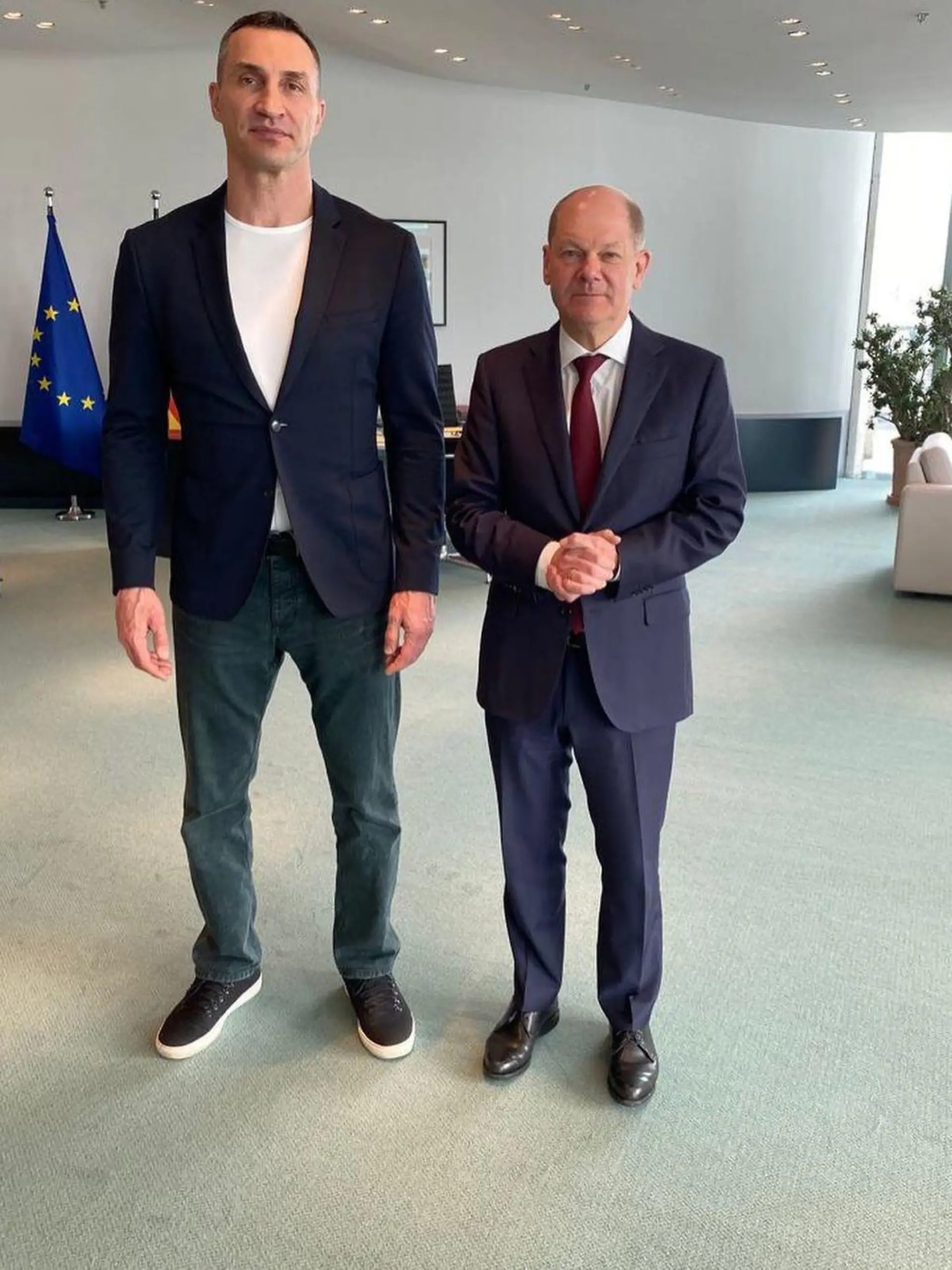 Wladimir Klitschko trifft Bundeskanzler Olaf Scholz