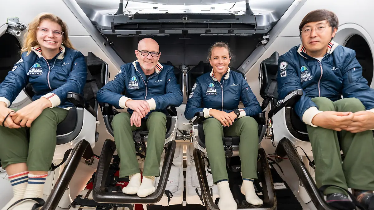 epi_226236858_DPA BF_2o5pncwmf6-v1-ax-ms6144.jpg_SpaceX Dragon Crew t.jpg
