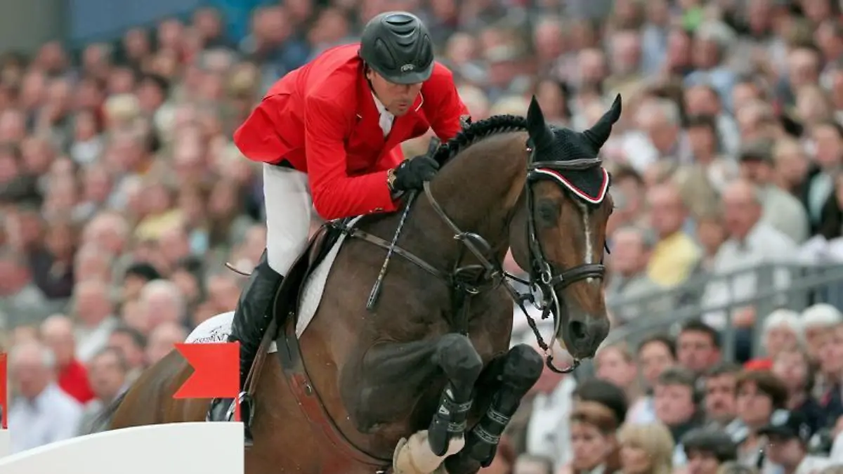 Der kanadische Reiter Eric Lamaze wurde 2008 mit Hickstead Olympiasieger. Foto: Jan Woitas