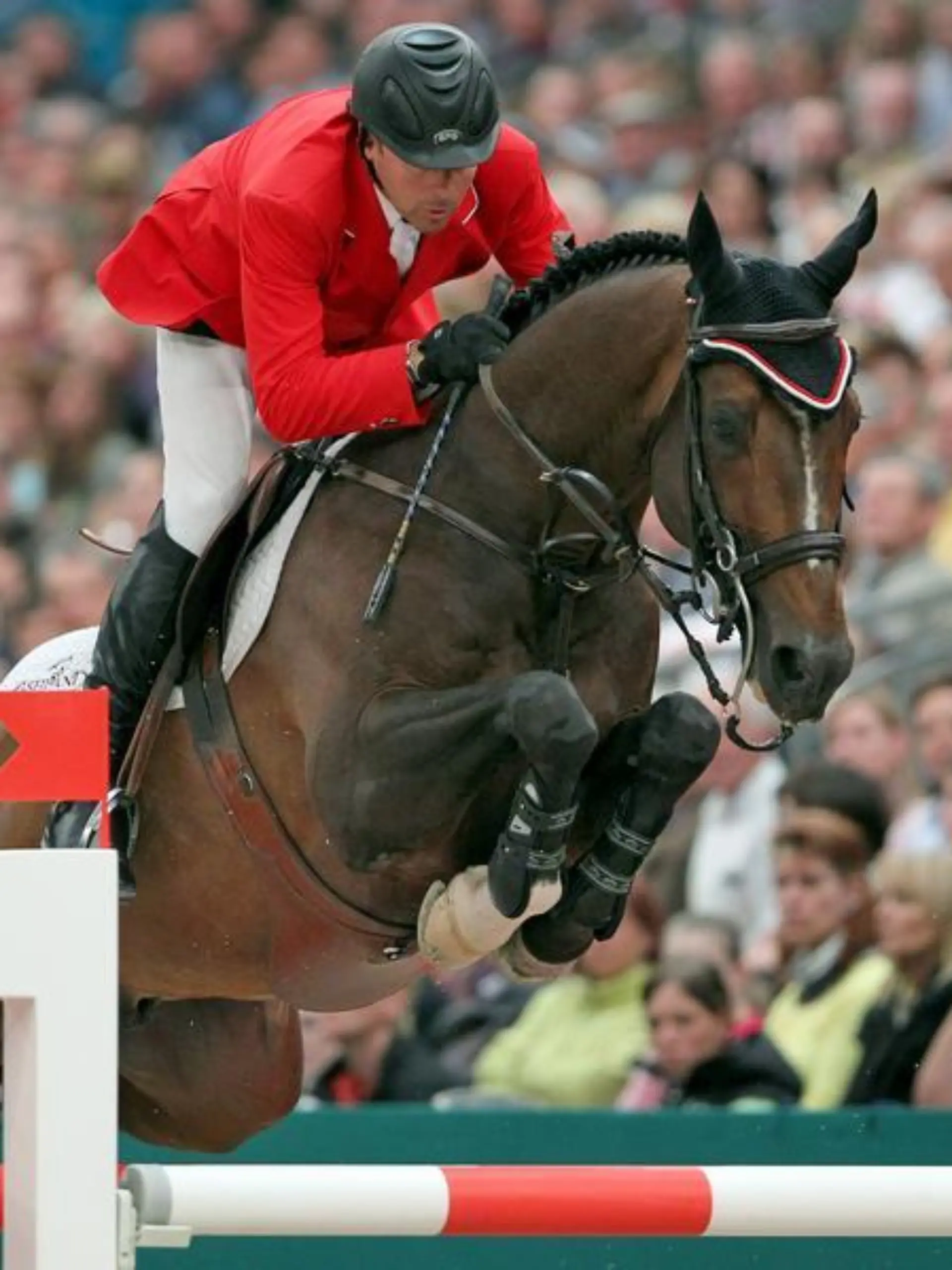 Der kanadische Reiter Eric Lamaze wurde 2008 mit Hickstead Olympiasieger. Foto: Jan Woitas
