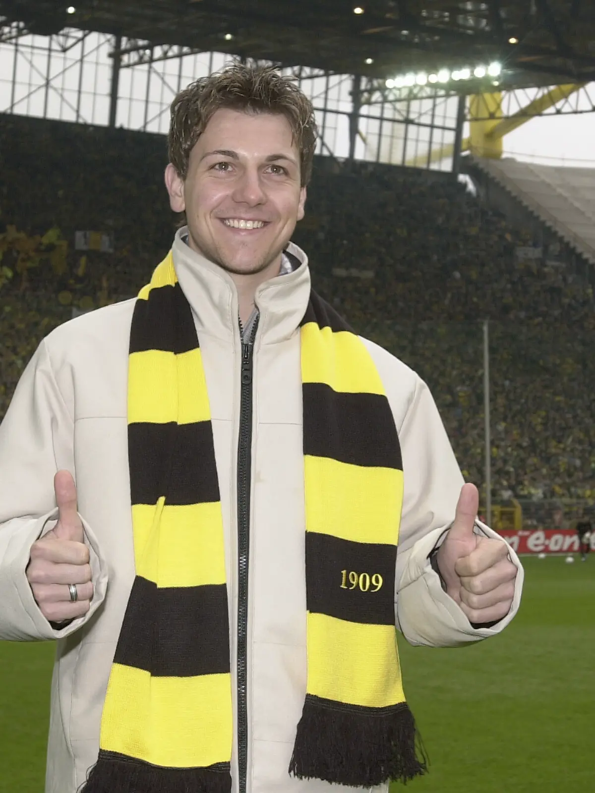 Bild zu: "Timo Boll legt den Schläger weg und wechselt zum BVB "