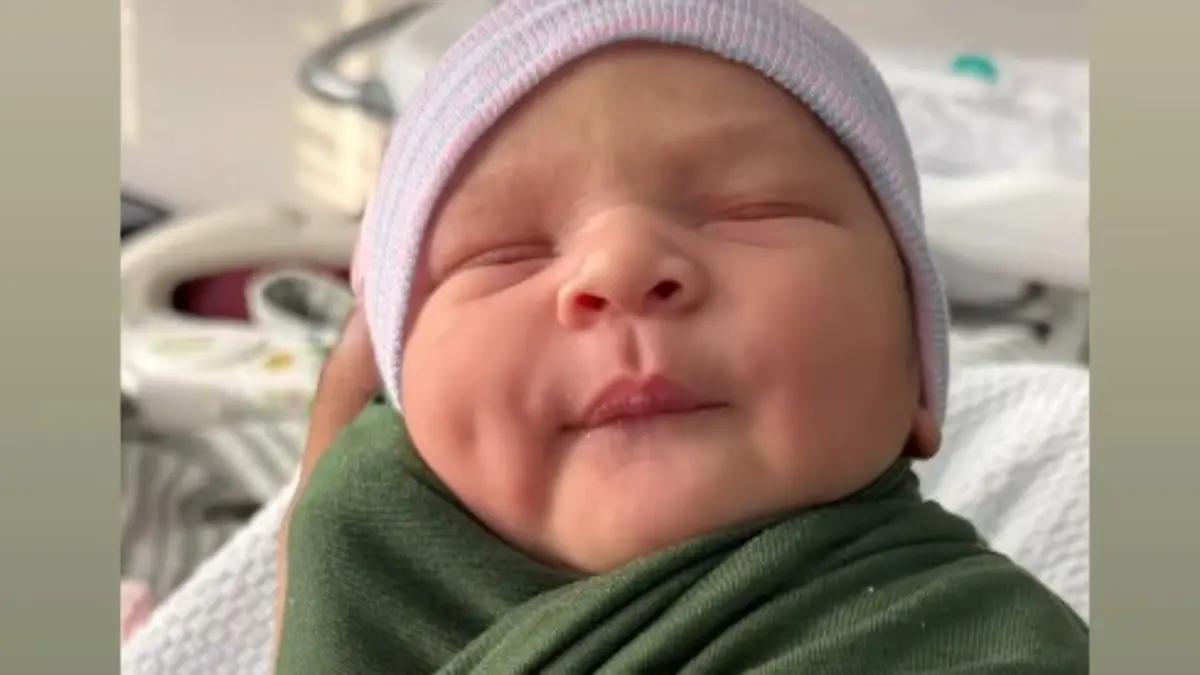 The German NFL star Jakob johnson has become a father for the first time.