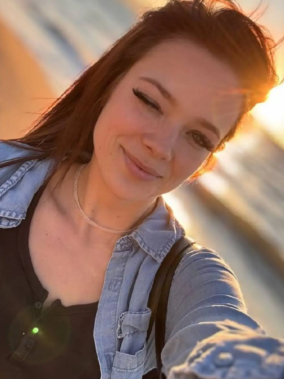 Anne Wünsche am Strand von Mallorca. 