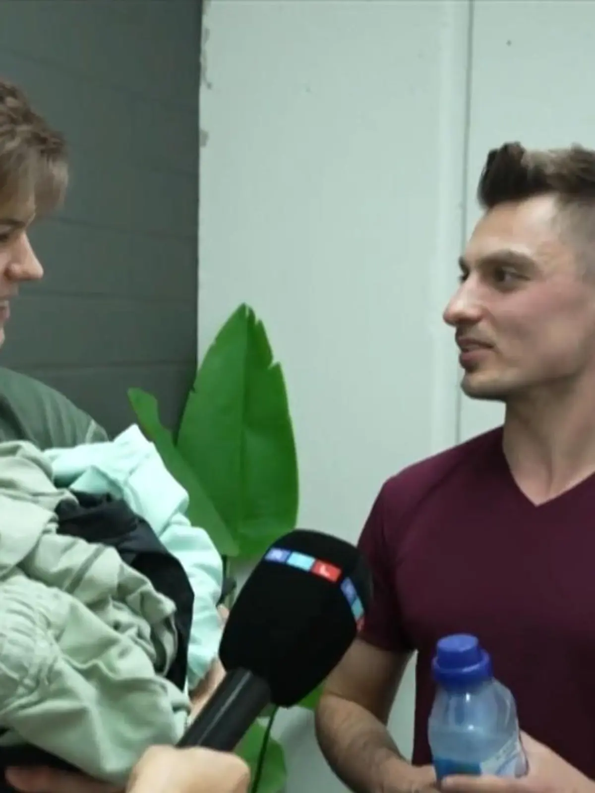 Taliso und Zsolt waschen ihre Wäsche noch selbst. 