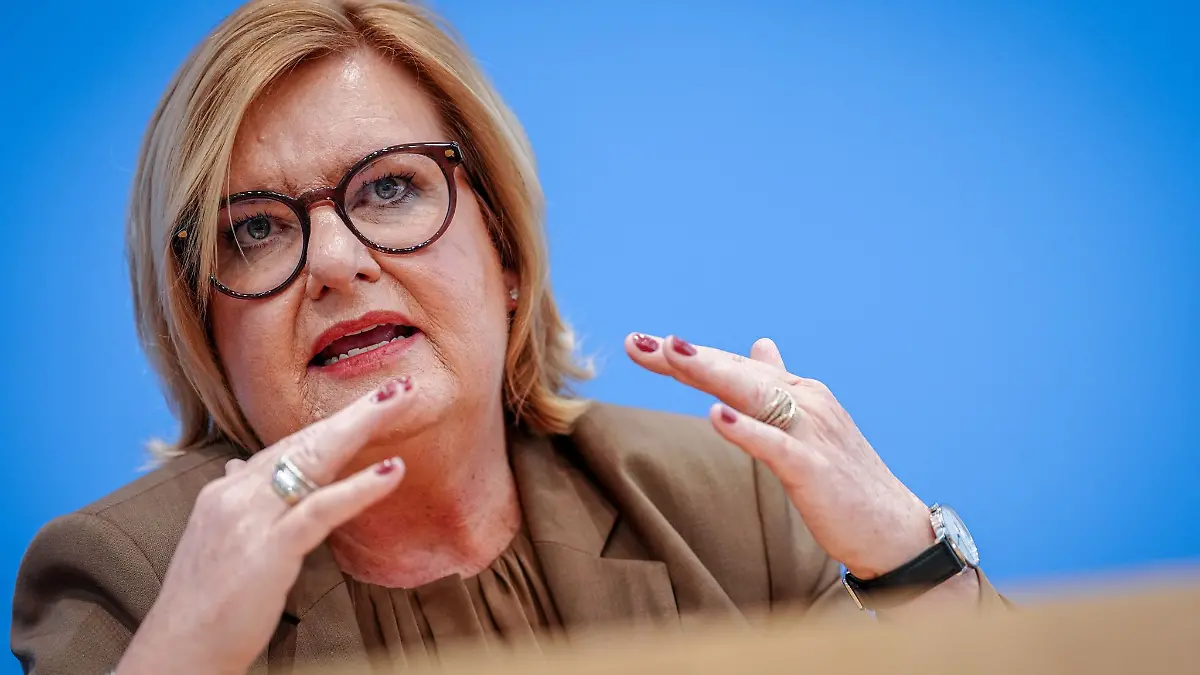 Högl findet Vorstoß der Grünen für eine Dienstpflicht gut. (Archivbild)