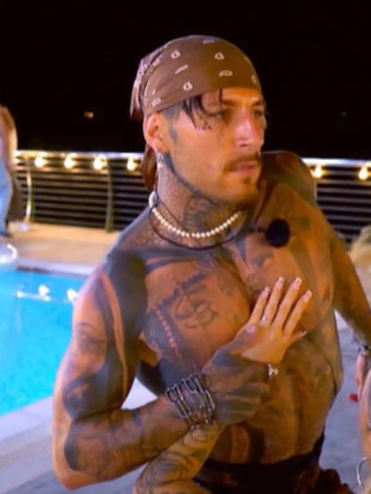 Bild zu: "Sixxpaxx-Stripper Marvin ist als Verführer dabei!"