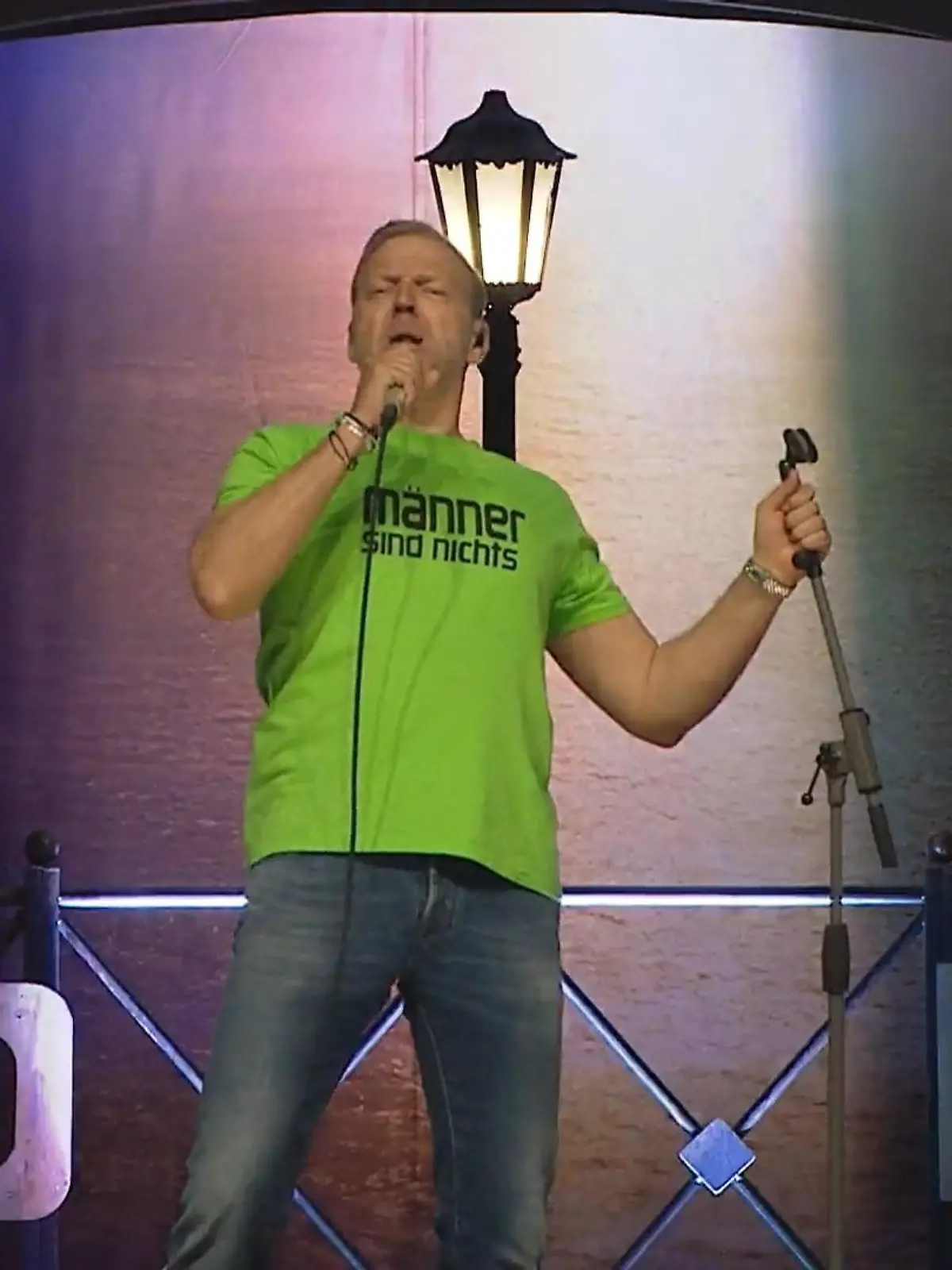 Bild zu: "Weltrekord-Comedian in der Westfalenhalle"
