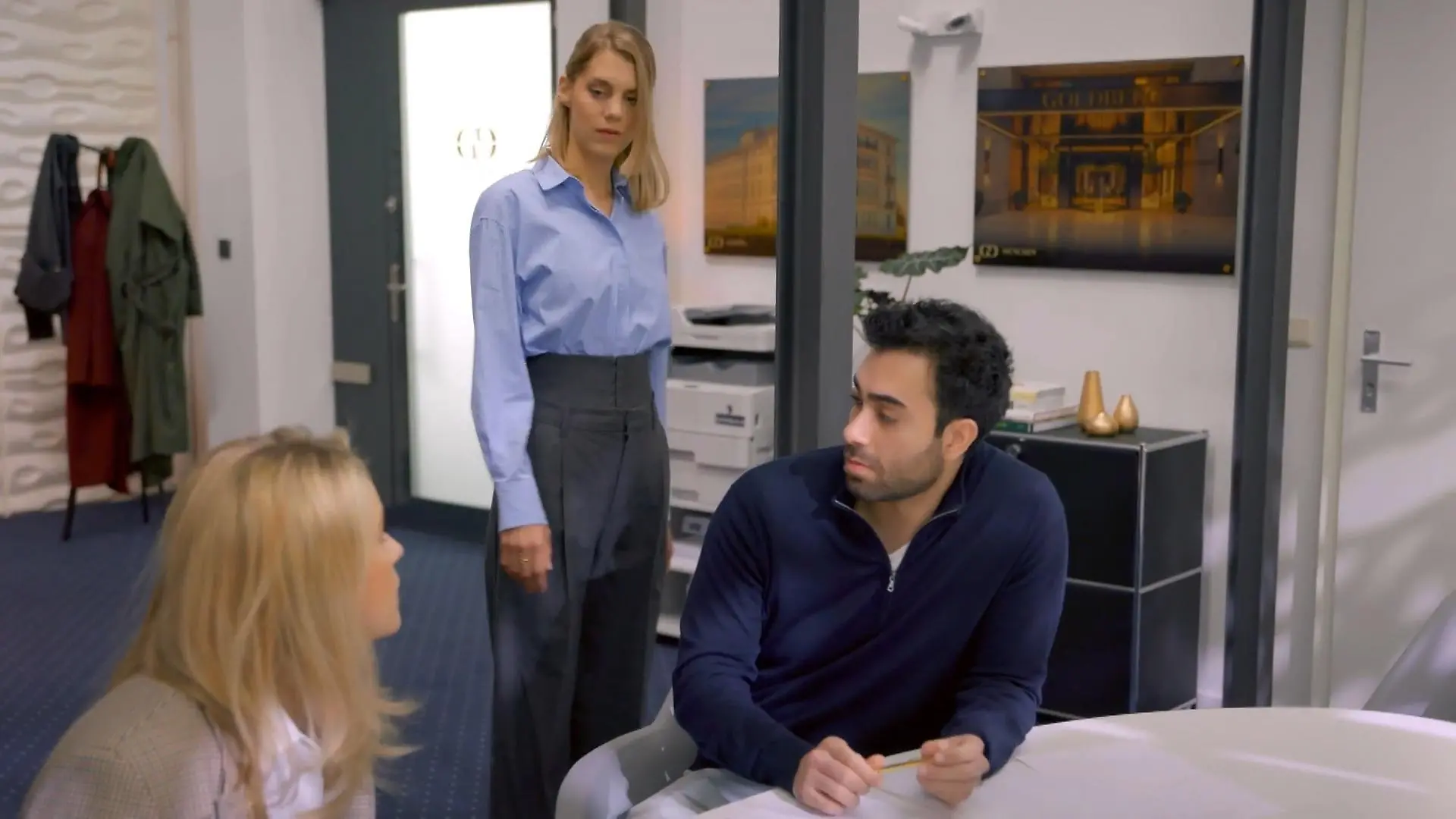 Cilly muss sich ausgerechnet von Stella helfen lassen „Unter uns“-Folge vom 03.04.25 auf RTL+