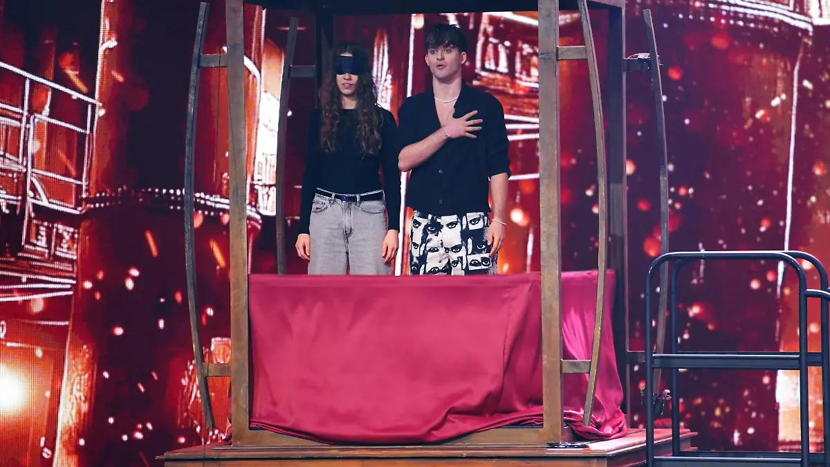 Magier Fabian teleportiert sich ins Supertalent-Finale Sogar Dieter Bohlen ist sprachlos
