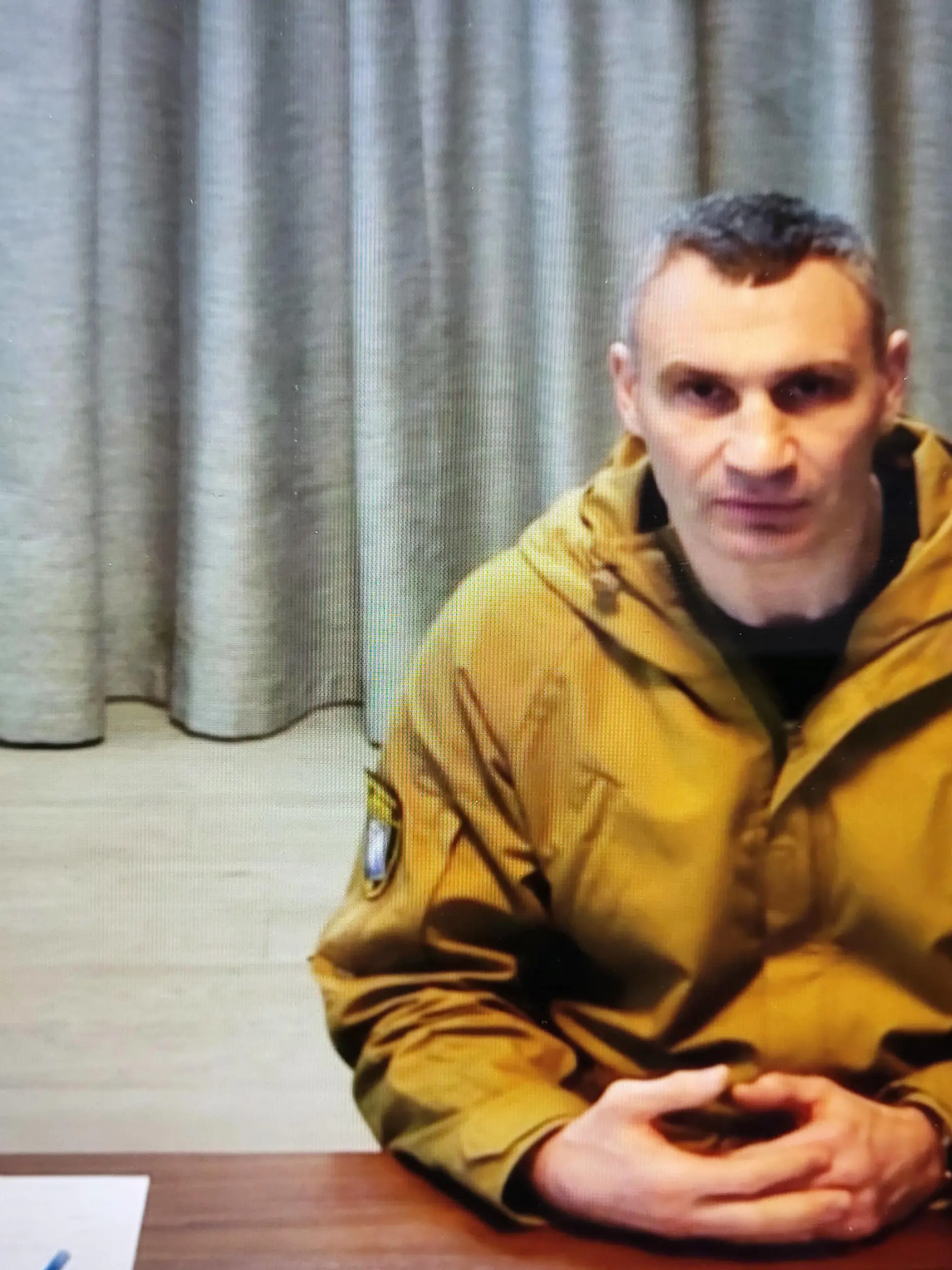 Ukraine-Konflikt, Vitali Klitschko während Videokonferenz - Screenshots KYIV, UKRAINE - MARCH 23, 2022: The mayor of the ukrainian city Kyiv, Vitali Klitschko on a webex, talking to the Munich city council describing the situation in his city. Vitali Klitschko on a webex session with Munich city council. Kiew Ukraine *** KIEW, UKRAINE 23. MÄRZ 2022 Der Bürgermeister der ukrainischen Stadt Kiew, Vitali Klitschko, im Gespräch mit dem Münchner Stadtrat über die Situation in seiner Stadt Vitali Klitschko in einer Webex-Sitzung mit dem Münchner Stadtrat Kiew Ukraine Copyright: xx