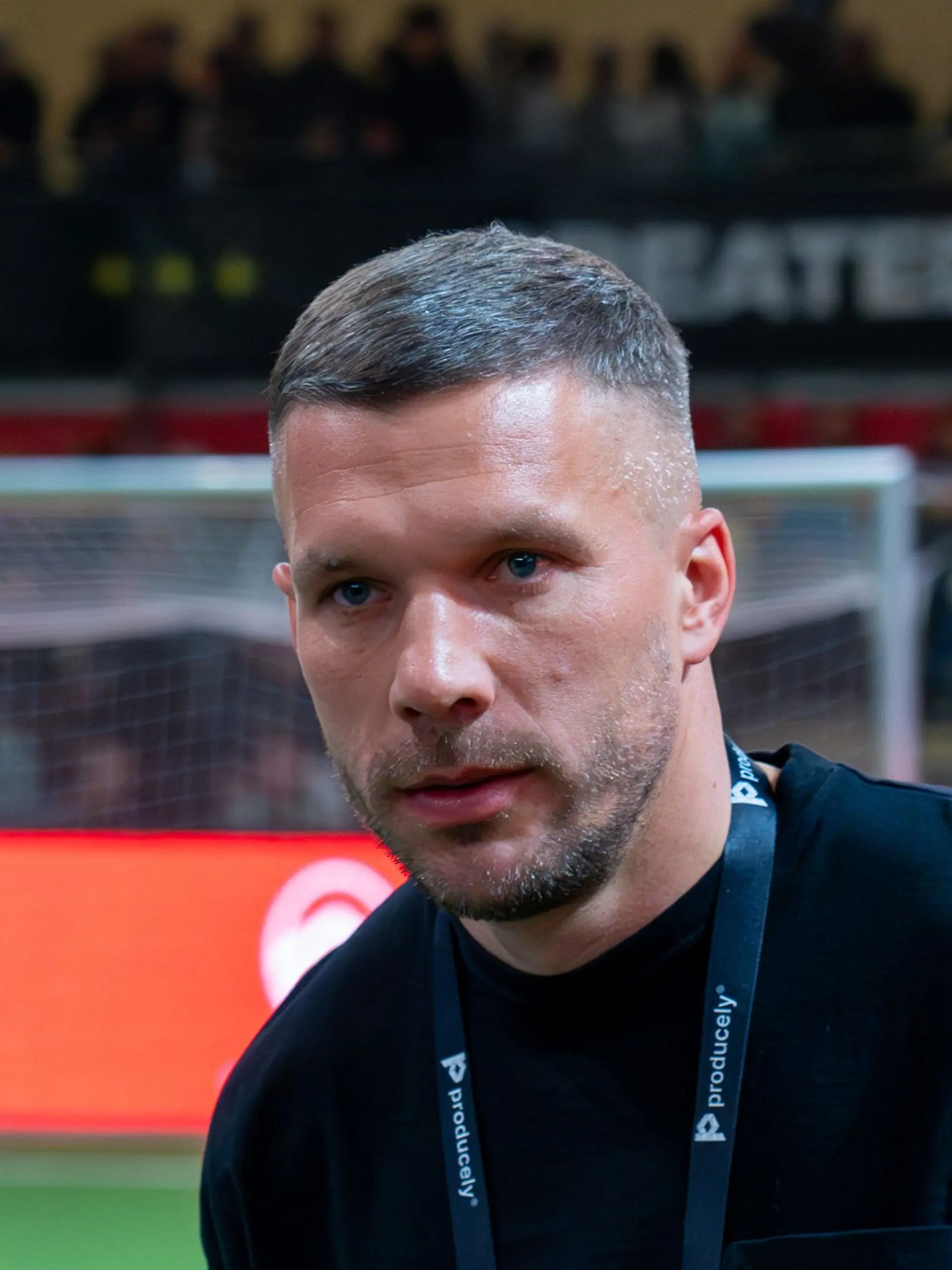 Bild zu: "Poldi trauert um geliebtes Familienmitglied"